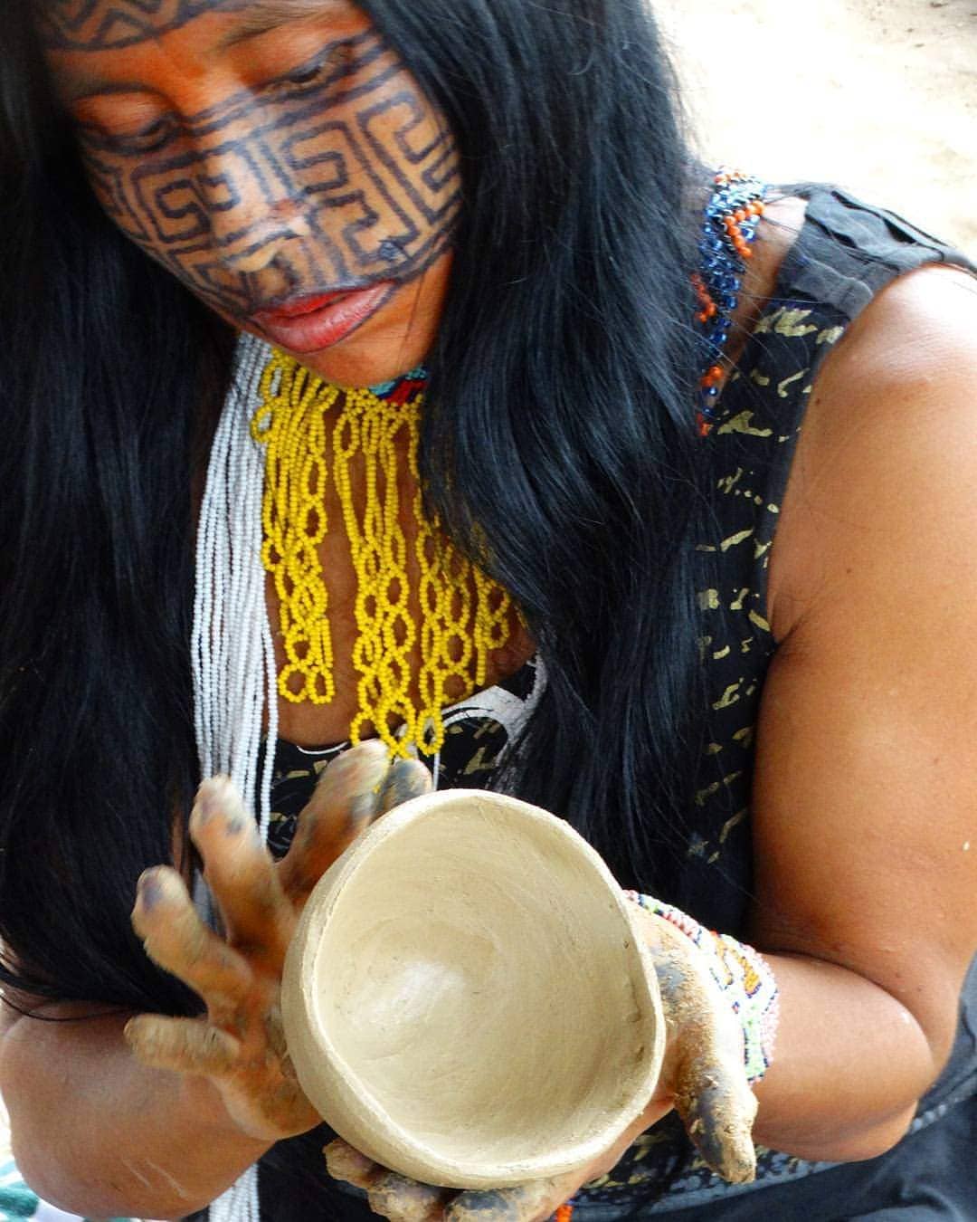 Federação%20do%20Povo%20Huni%20Kui%20do%20Acre%20–%20FEPHAC